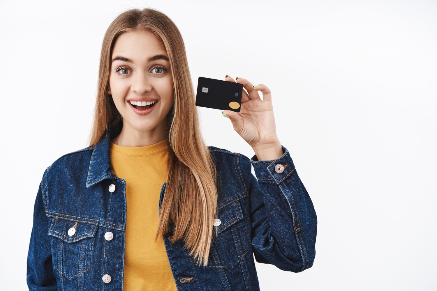 A girl using CIBC Costco Mastercard.