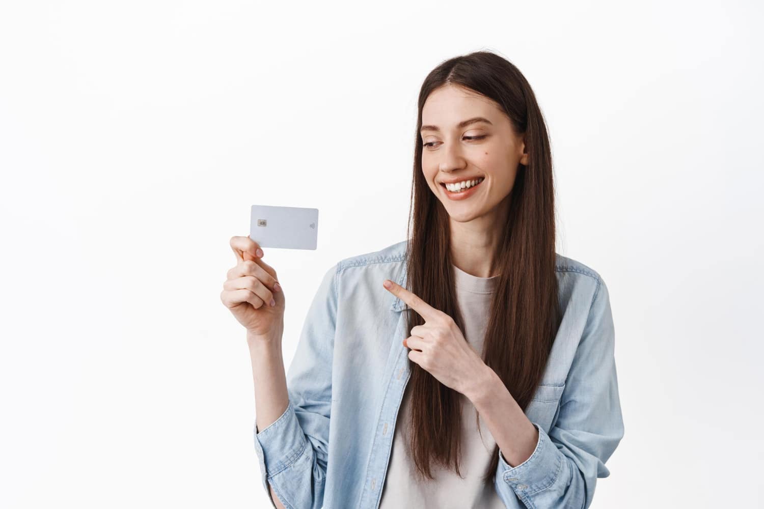 A happy girl using her Neo Credit Card.