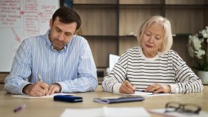 Tax credits Canadians