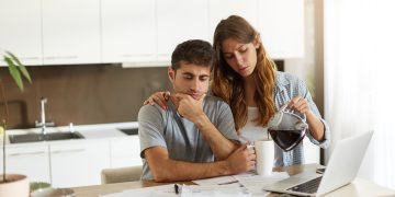 Canada Mortgage Renewal Wave 2026: Costs, Rates, and Risks