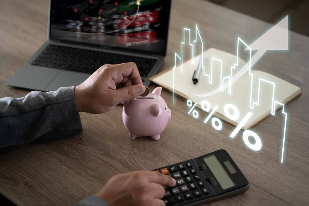 How to cut monthly expenses during inflation 2026